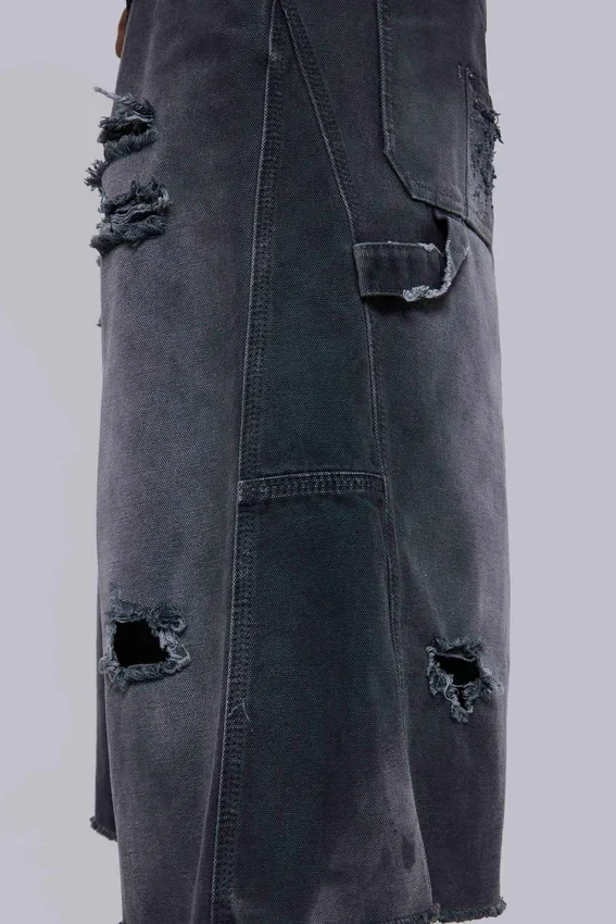 Skate Distressed Carpenter Shorts